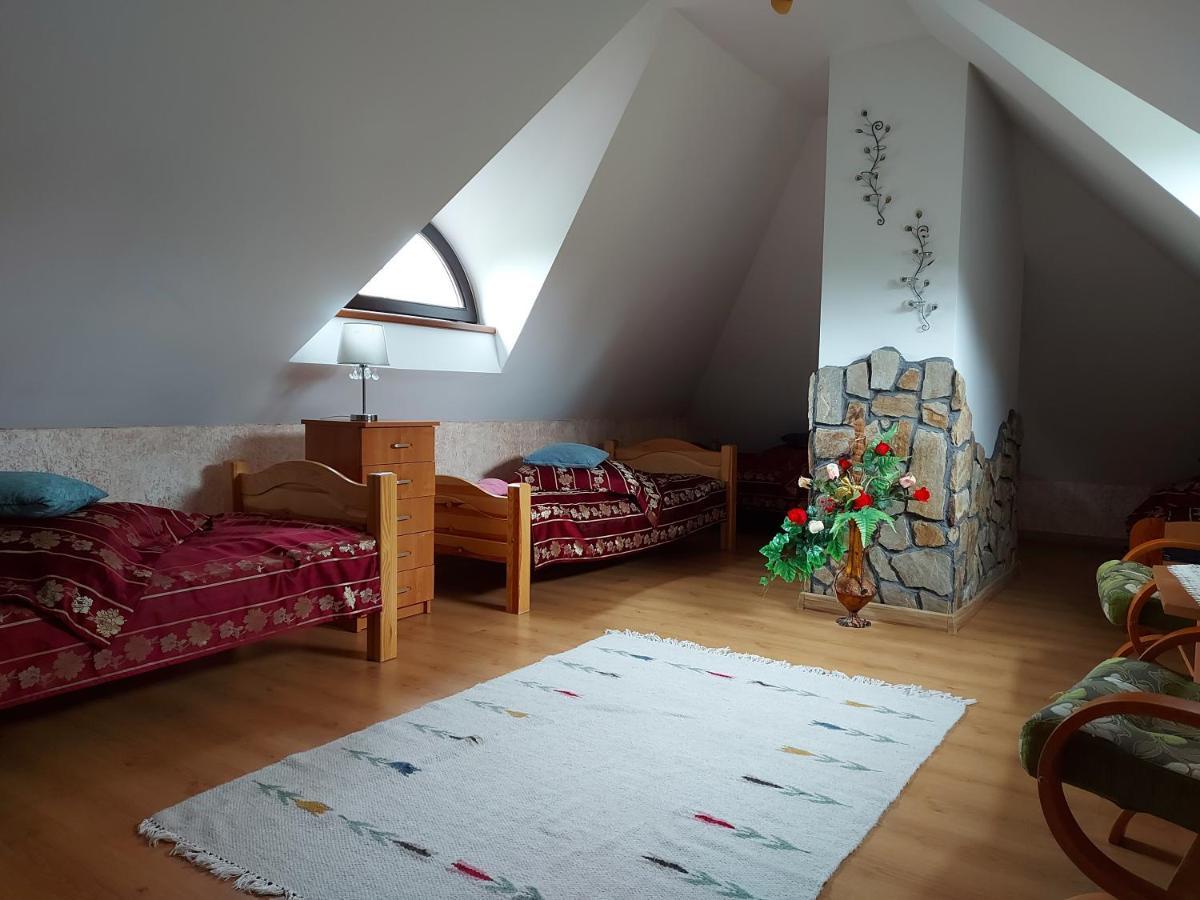 Bieszczadzki Dworek Устшики-Дольне Экстерьер фото