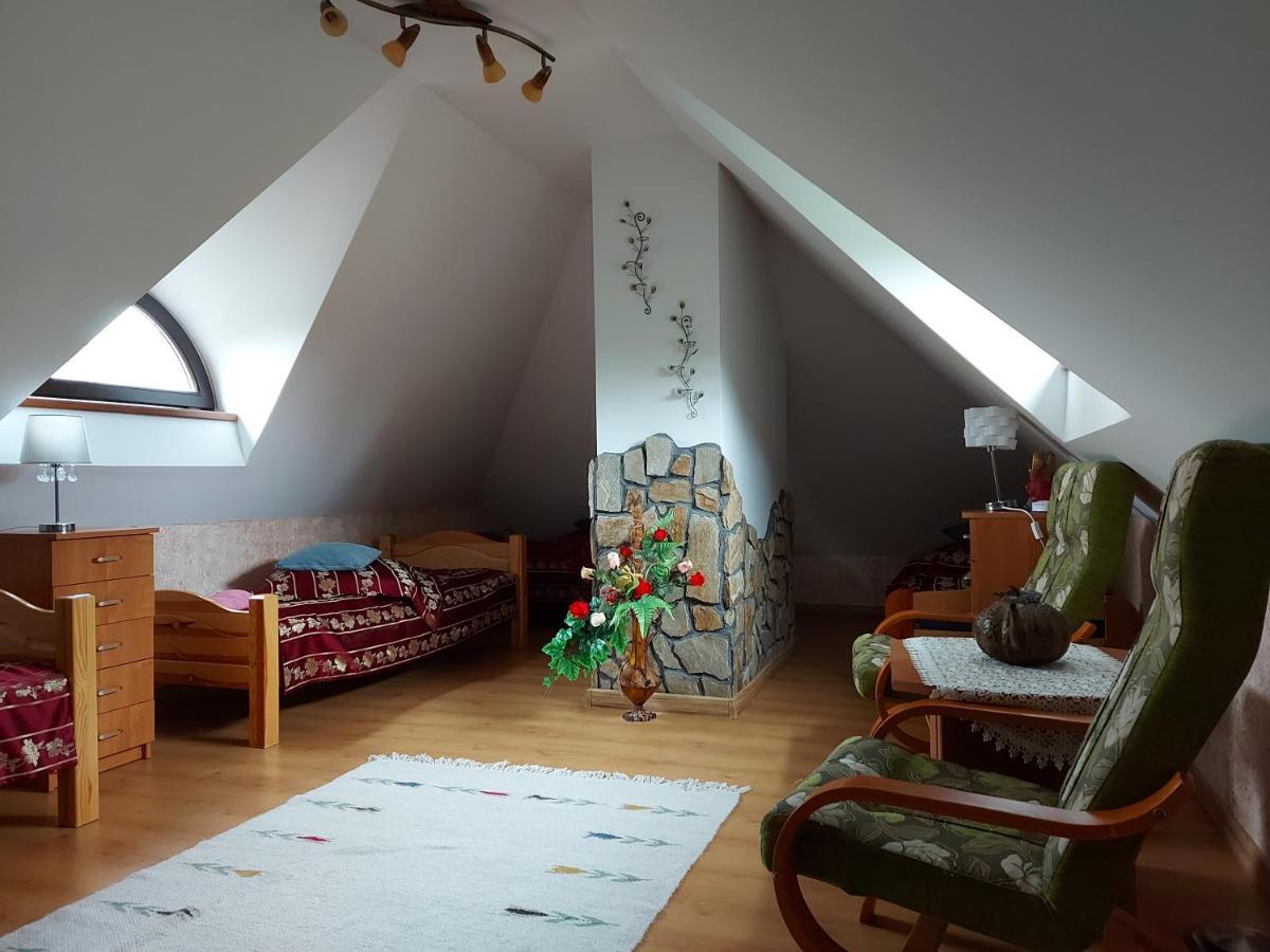 Bieszczadzki Dworek Устшики-Дольне Экстерьер фото